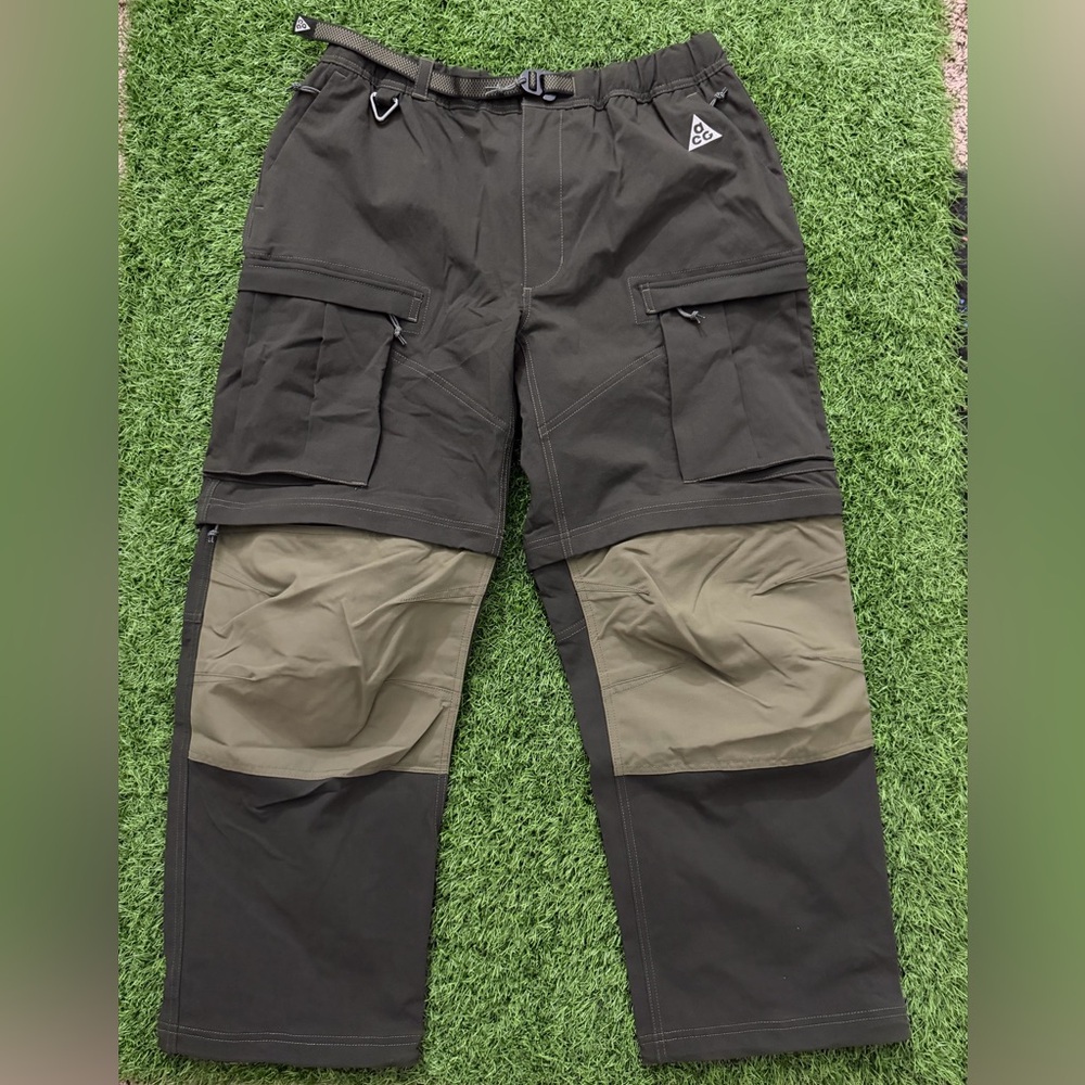 BRAND NEW Men's Nike ACG Smith Summit Olive Tactical Cargo Pants Size Large